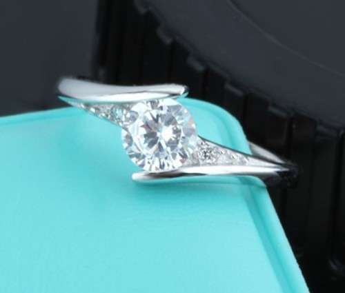 Adorable Simulated Diamond in 925 Sterling Silver Ring imported Filled